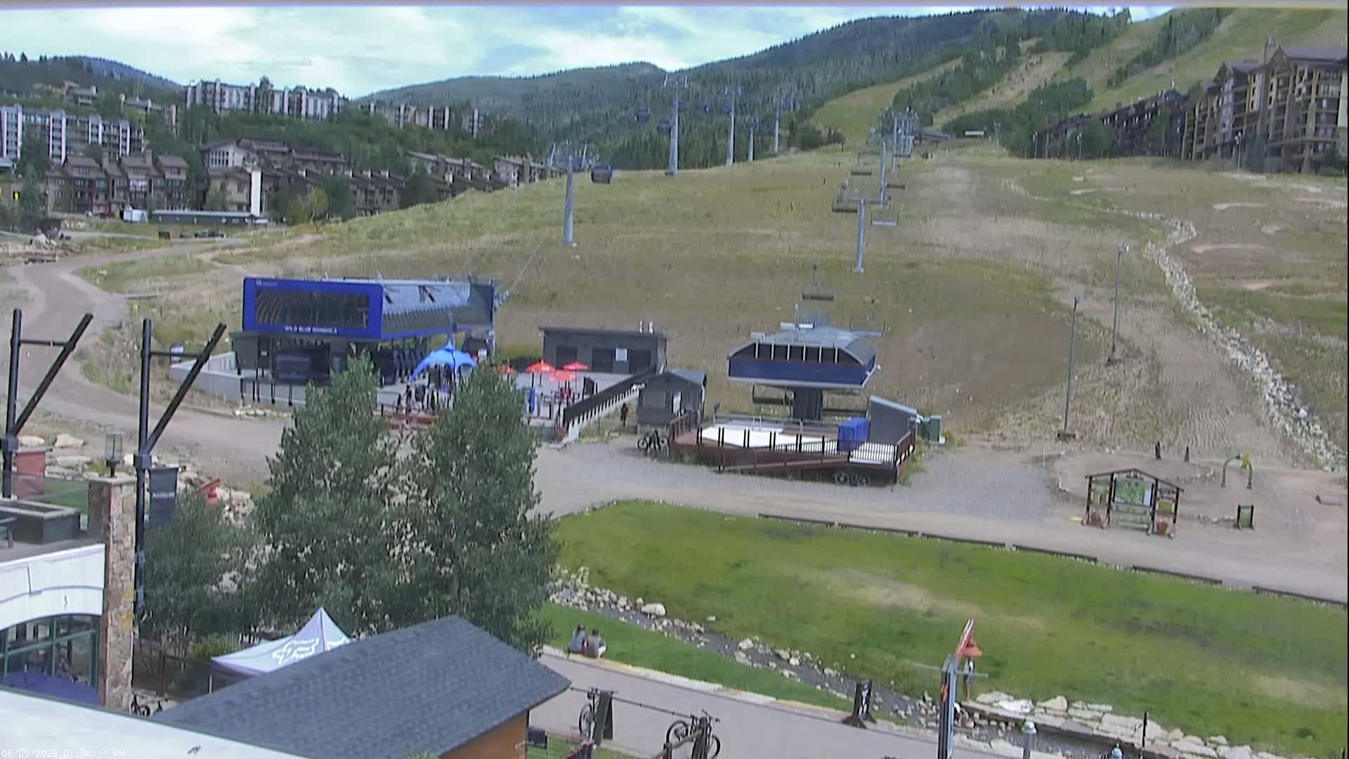 Steamboat Resort Christie Peak Express & Wild Blue Gondola Ropeway & Ski Slopes Live Cam - Steamboat Springs, Routt County, Colorado, USA
