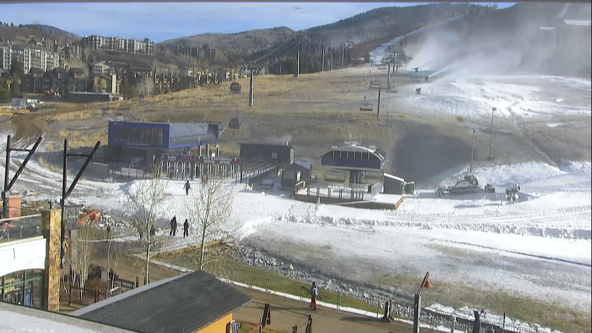 Steamboat Resort Christie Peak Express & Wild Blue Gondola Ropeway & Ski Slopes Live Cam - Steamboat Springs, Routt County, Colorado, USA