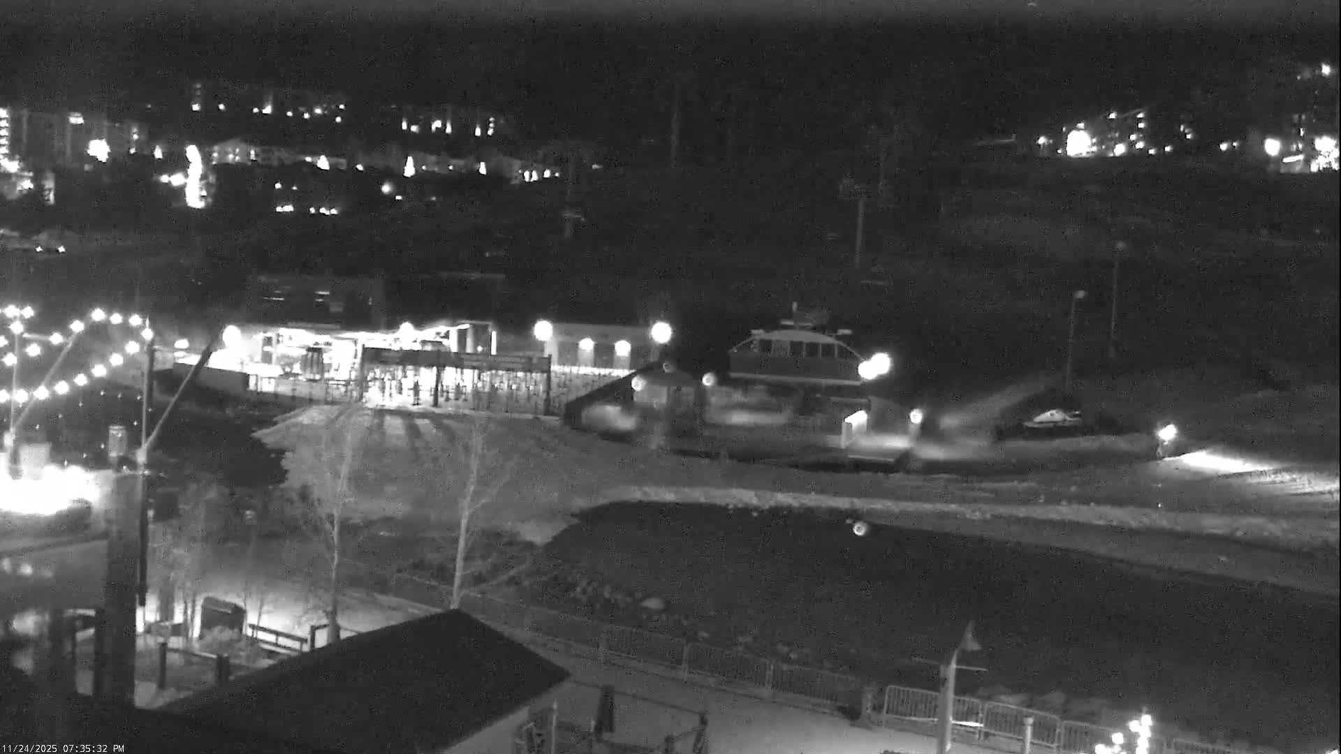 Steamboat Resort Christie Peak Express & Wild Blue Gondola Ropeway & Ski Slopes Live Cam - Steamboat Springs, Routt County, Colorado, USA