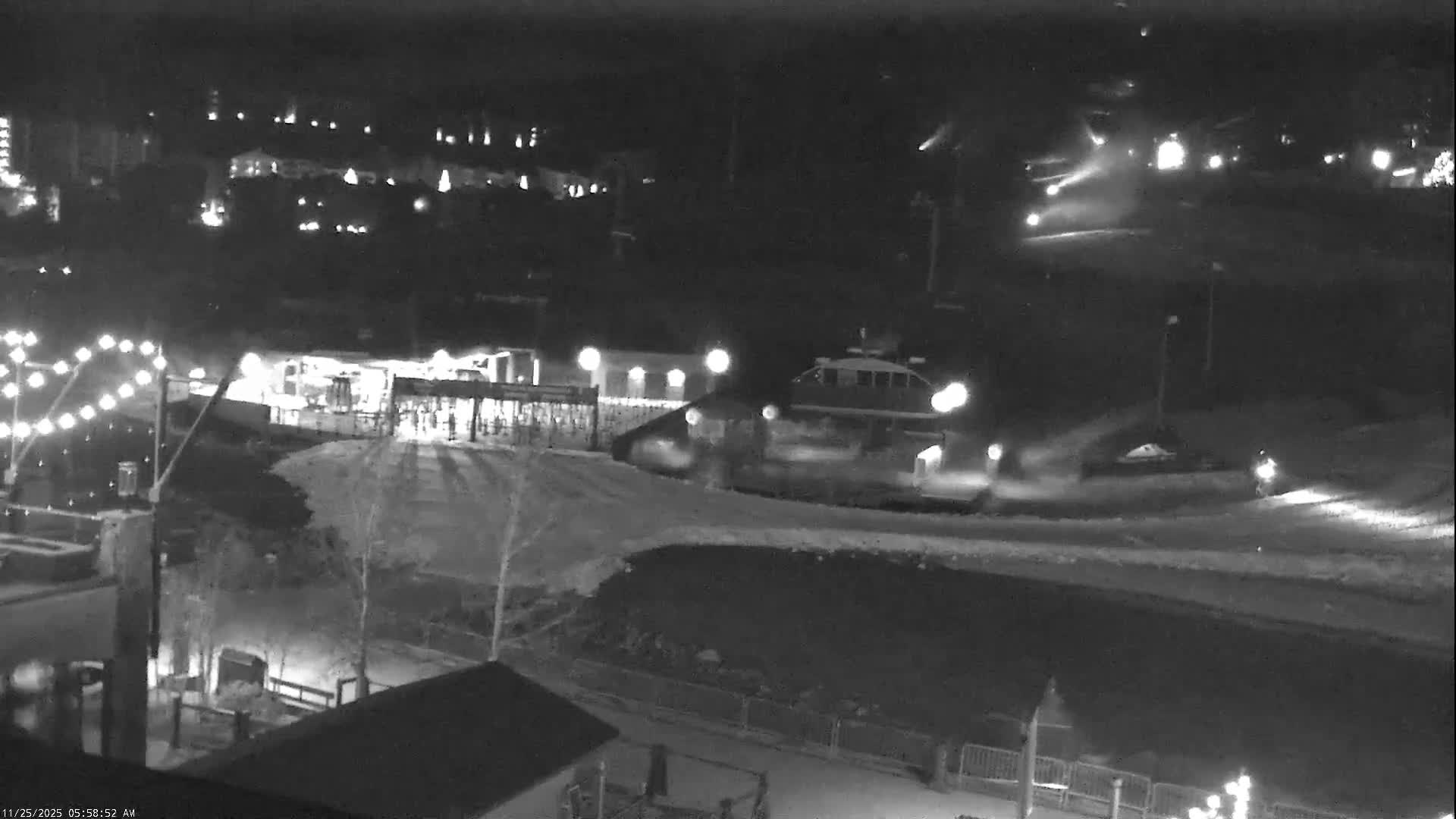 Steamboat Resort Christie Peak Express & Wild Blue Gondola Ropeway & Ski Slopes Live Cam - Steamboat Springs, Routt County, Colorado, USA