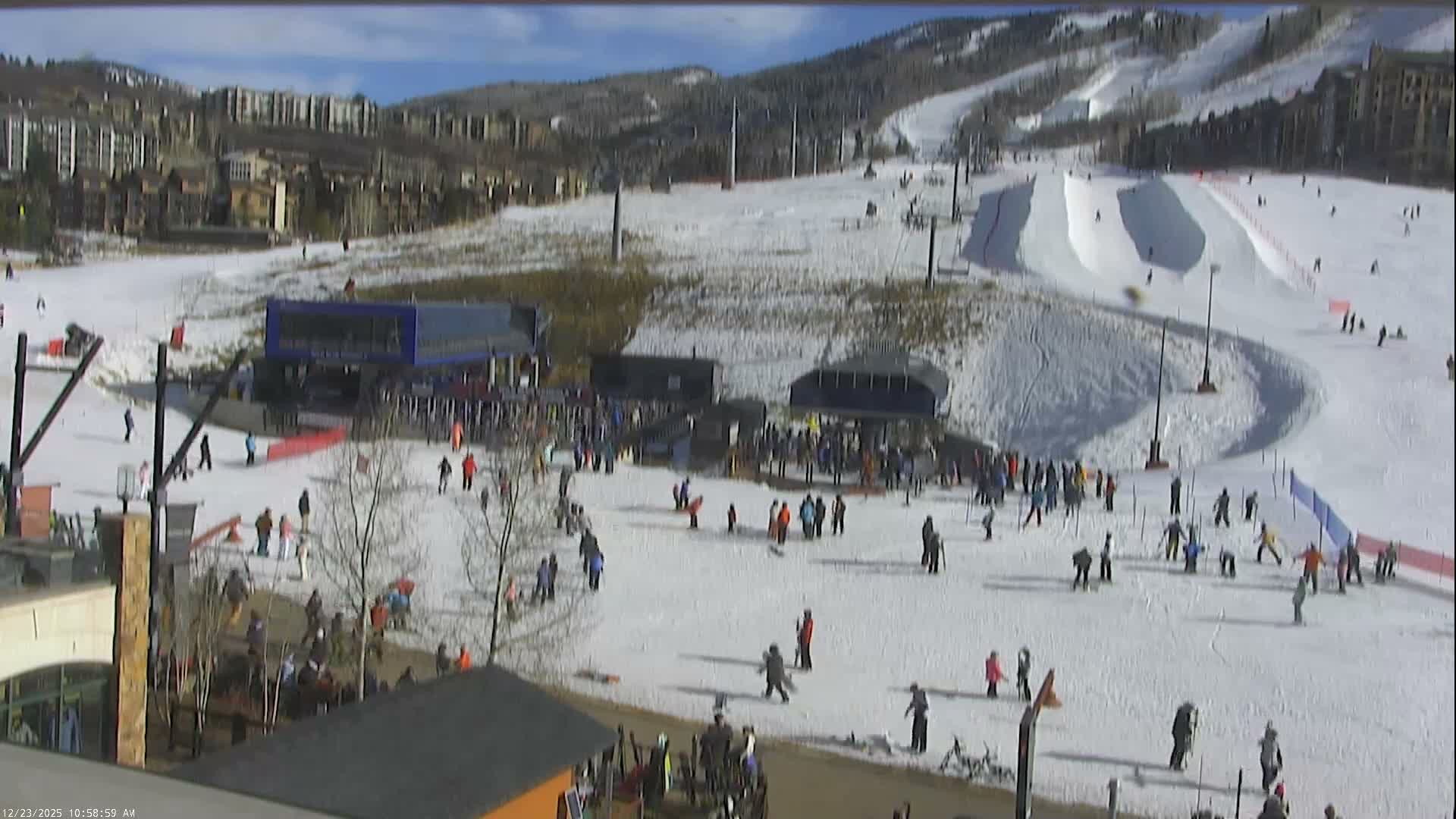 Steamboat Resort Christie Peak Express & Wild Blue Gondola Ropeway & Ski Slopes Live Cam - Steamboat Springs, Routt County, Colorado, USA