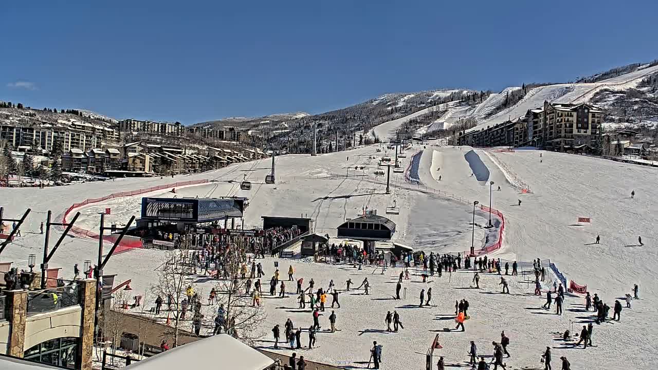 Steamboat Resort Christie Peak Express & Wild Blue Gondola Ropeway & Ski Slopes Live Cam - Steamboat Springs, Routt County, Colorado, USA