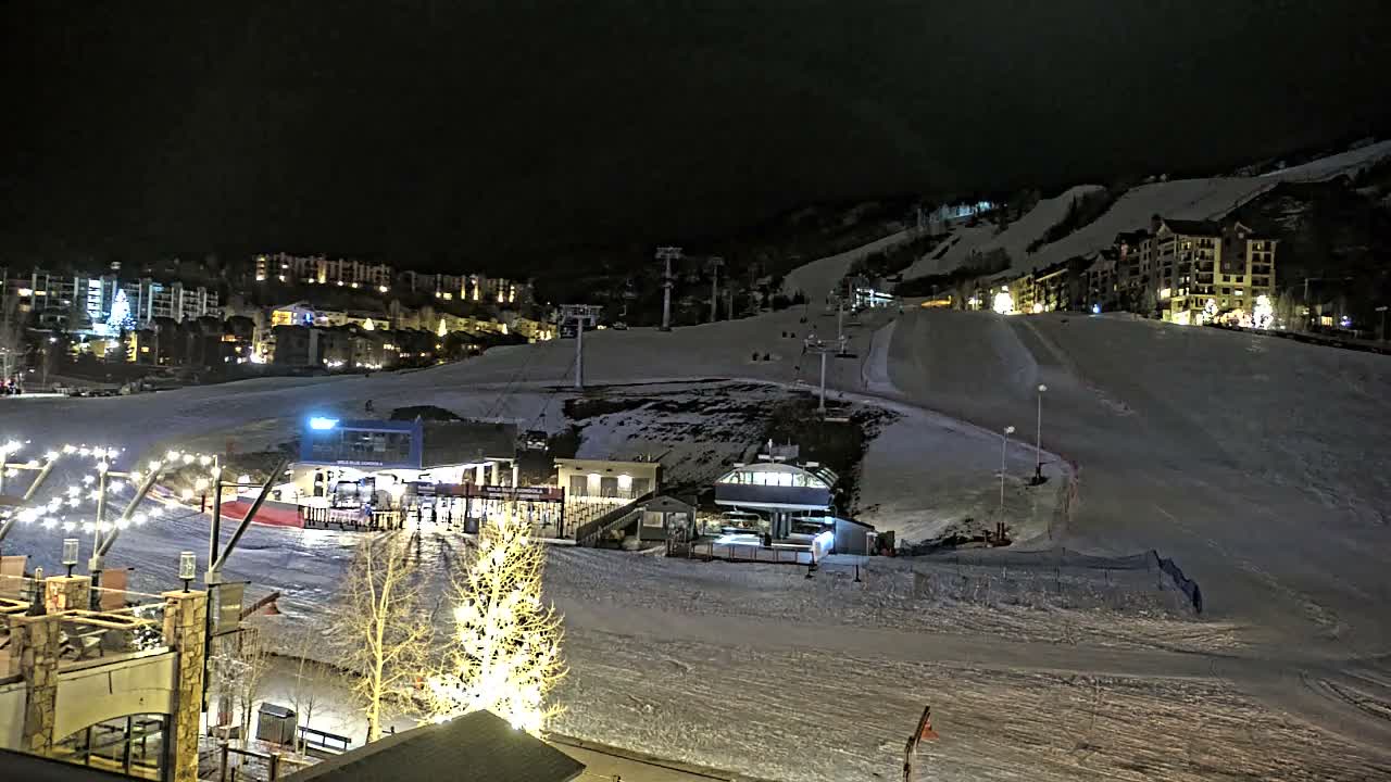 Steamboat Resort Christie Peak Express & Wild Blue Gondola Ropeway & Ski Slopes Live Cam - Steamboat Springs, Routt County, Colorado, USA