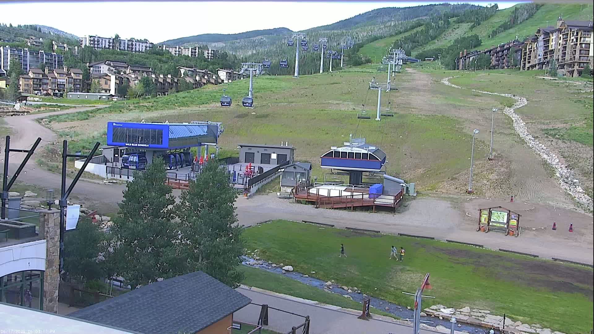 Steamboat Springs City Skyline from Thunderhead Lodge Roof Live Cam - Steamboat Springs, Routt County, Colorado, USA