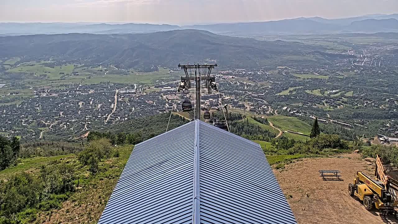Steamboat Springs City Skyline from Thunderhead Lodge Roof Live Cam - Steamboat Springs, Routt County, Colorado, USA