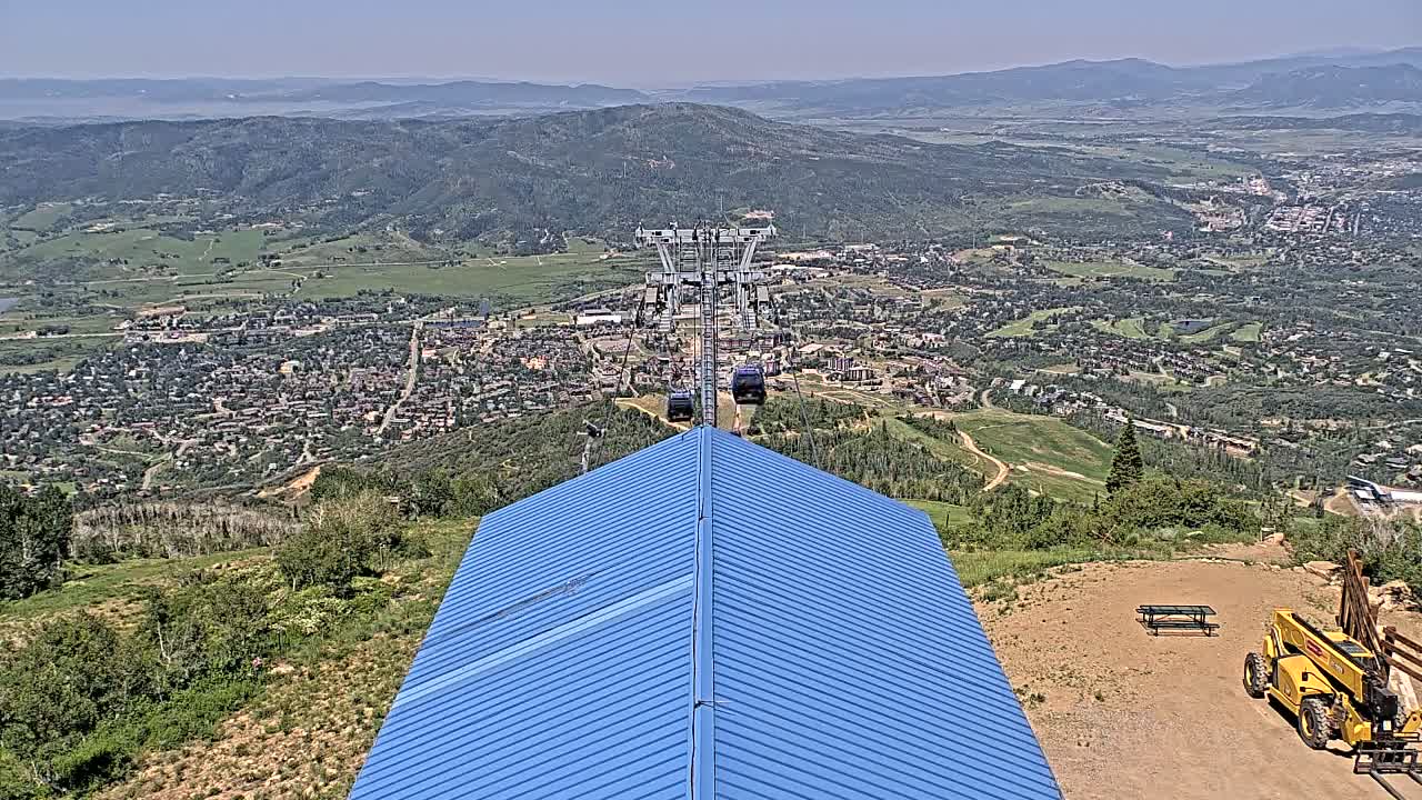 Steamboat Springs City Skyline from Thunderhead Lodge Roof Live Cam - Steamboat Springs, Routt County, Colorado, USA