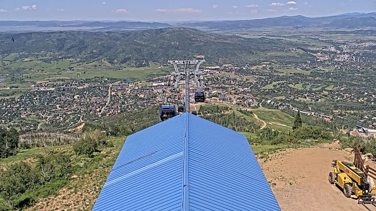 Steamboat Springs City Skyline from Thunderhead Lodge Roof Live Cam - Steamboat Springs, Routt County, Colorado, USA