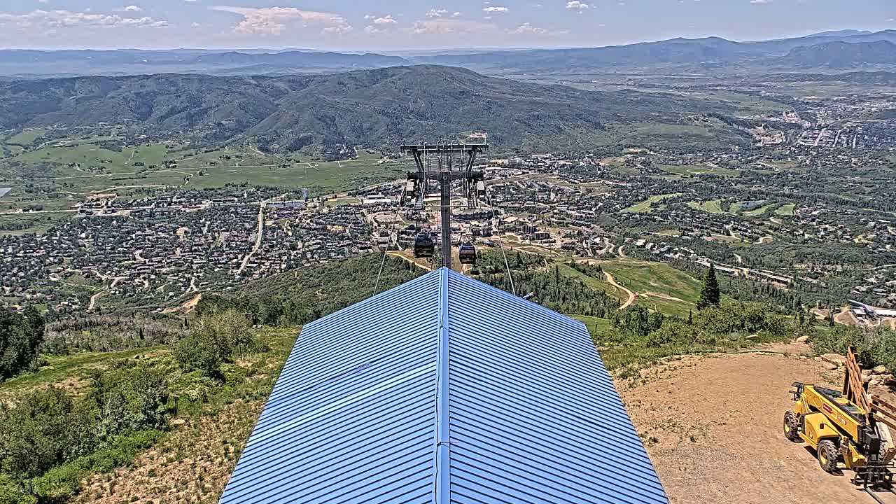 Steamboat Springs City Skyline from Thunderhead Lodge Roof Live Cam - Steamboat Springs, Routt County, Colorado, USA