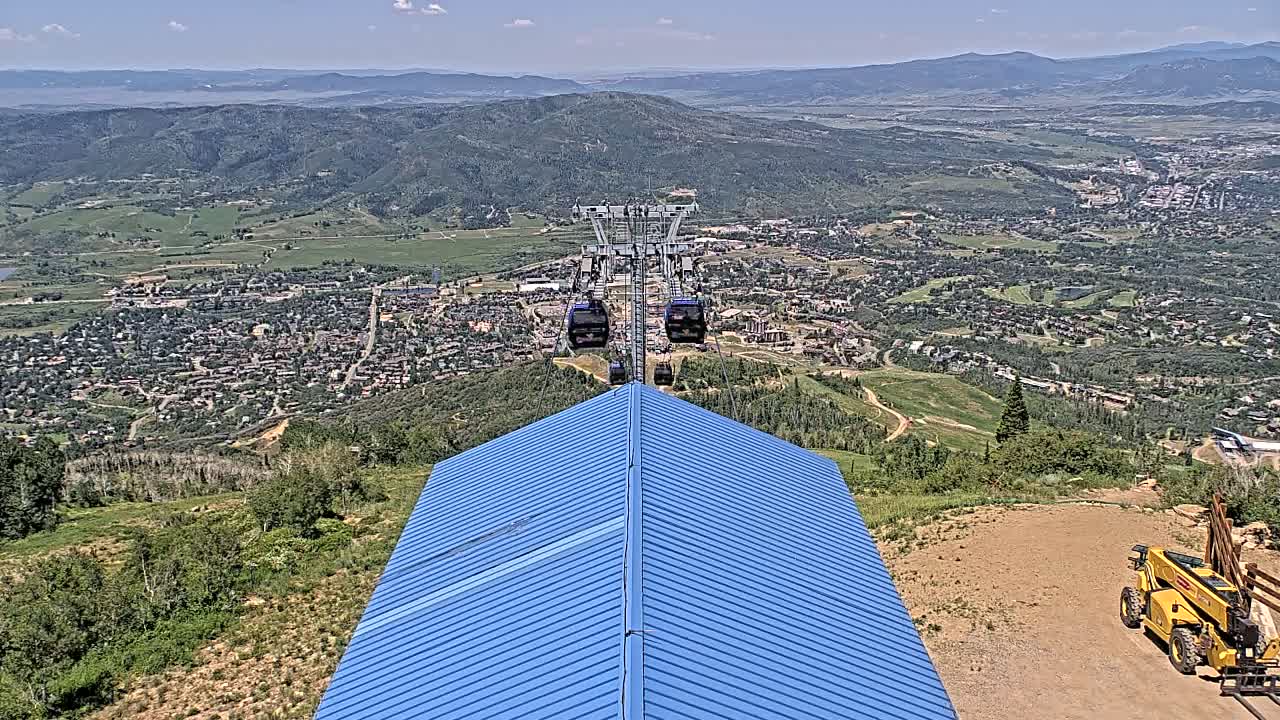 Steamboat Springs City Skyline from Thunderhead Lodge Roof Live Cam - Steamboat Springs, Routt County, Colorado, USA