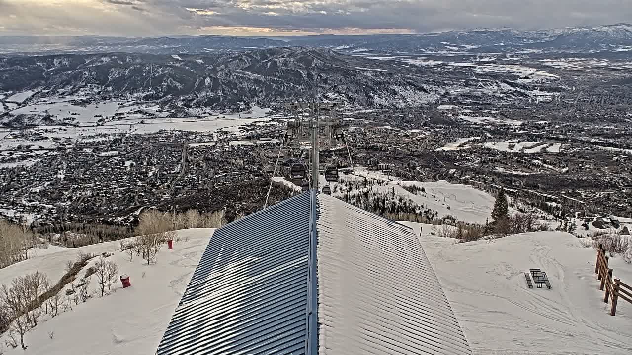 Steamboat Springs City Skyline from Thunderhead Lodge Roof Live Cam - Steamboat Springs, Routt County, Colorado, USA