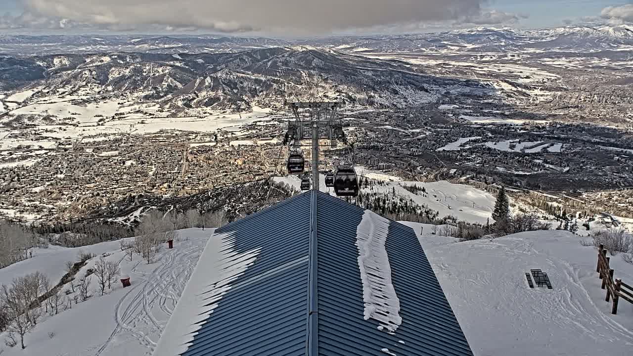 Steamboat Springs City Skyline from Thunderhead Lodge Roof Live Cam - Steamboat Springs, Routt County, Colorado, USA