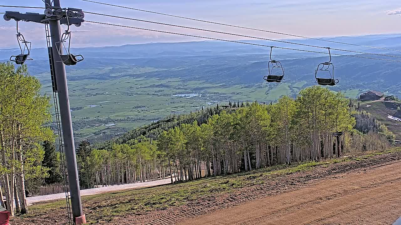 Steamboat Springs Buffalo Mountain Foothills from Four Points Lodge Live Cam - Steamboat Springs, Routt County, Colorado, USA