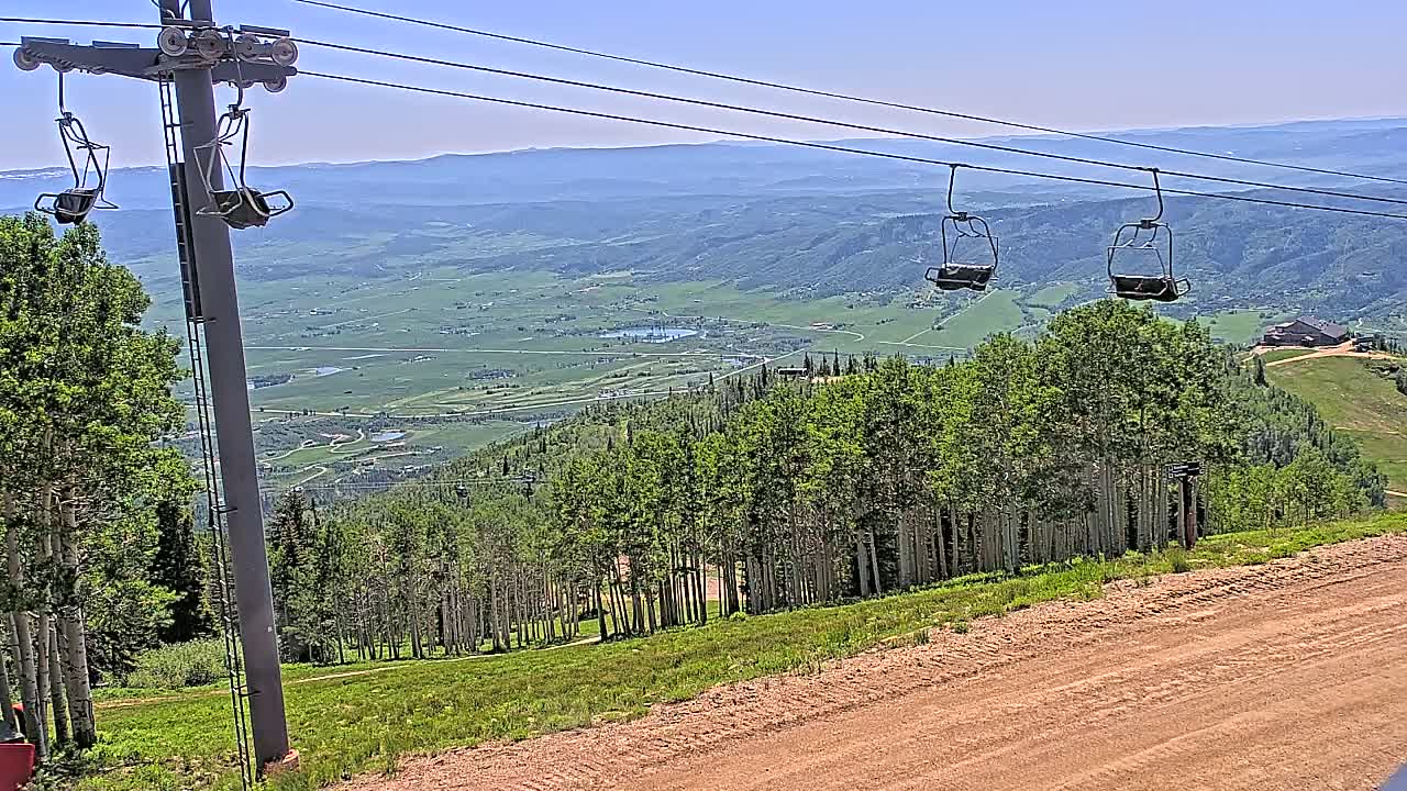 Steamboat Springs Buffalo Mountain Foothills from Four Points Lodge Live Cam - Steamboat Springs, Routt County, Colorado, USA