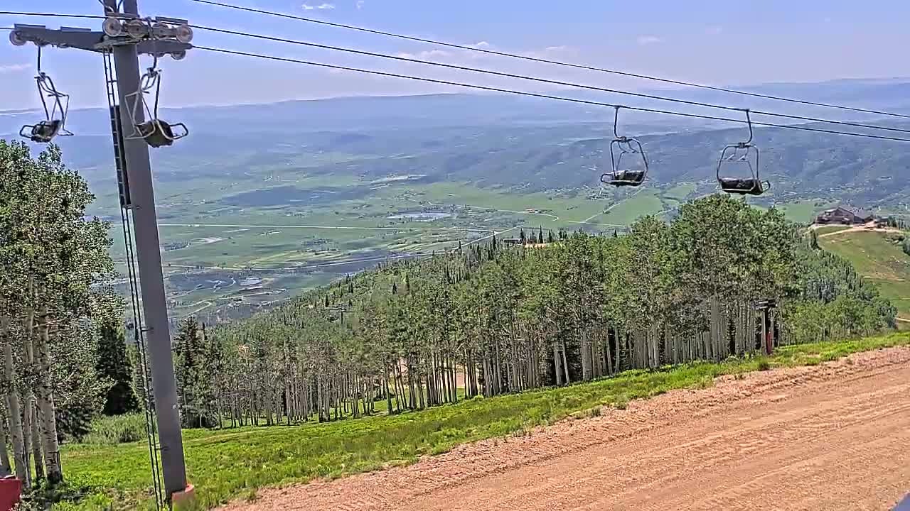 Steamboat Springs Buffalo Mountain Foothills from Four Points Lodge Live Cam - Steamboat Springs, Routt County, Colorado, USA