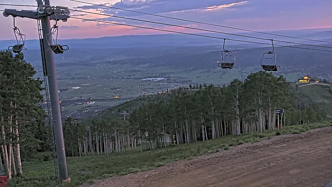 Steamboat Springs Buffalo Mountain Foothills from Four Points Lodge Live Cam - Steamboat Springs, Routt County, Colorado, USA