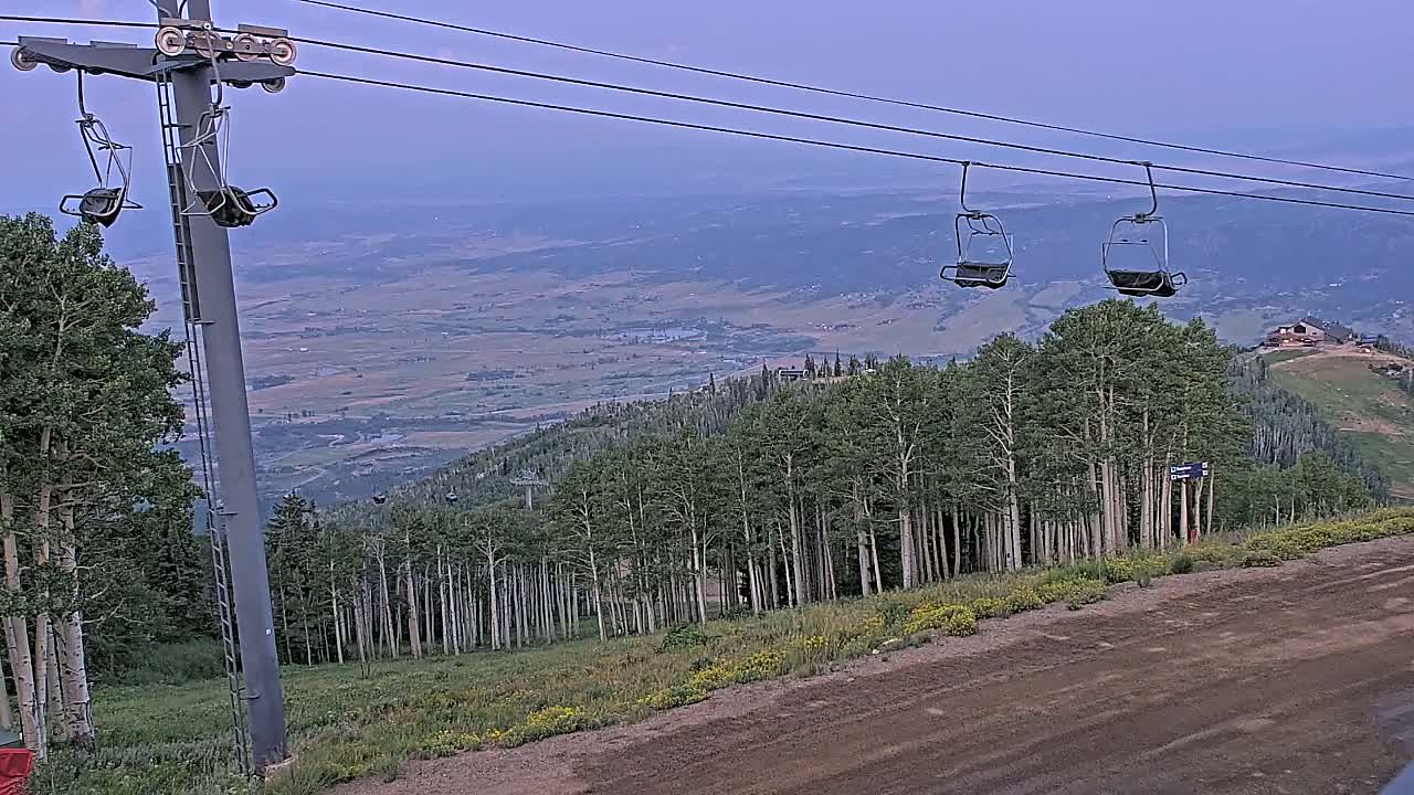Steamboat Springs Buffalo Mountain Foothills from Four Points Lodge Live Cam - Steamboat Springs, Routt County, Colorado, USA