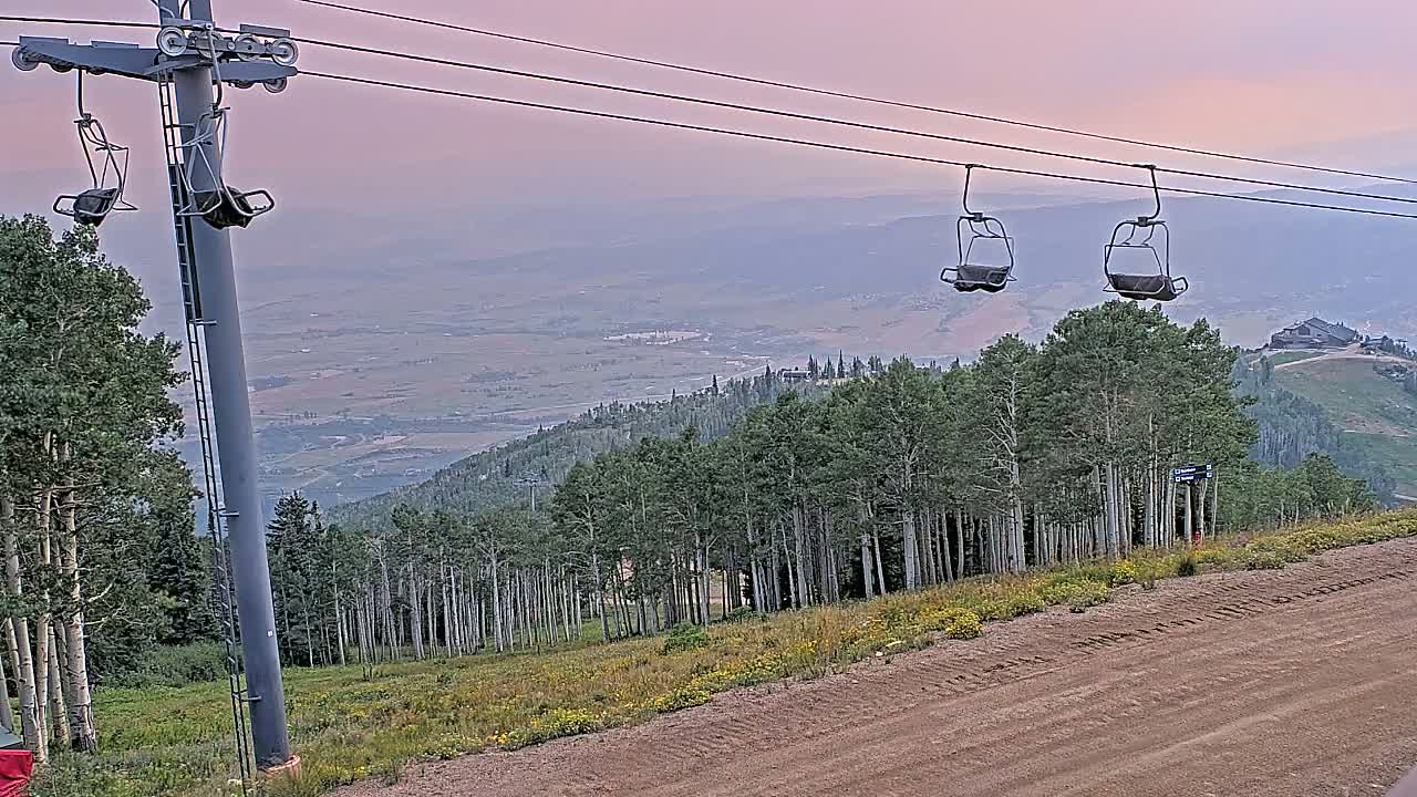 Steamboat Springs Buffalo Mountain Foothills from Four Points Lodge Live Cam - Steamboat Springs, Routt County, Colorado, USA