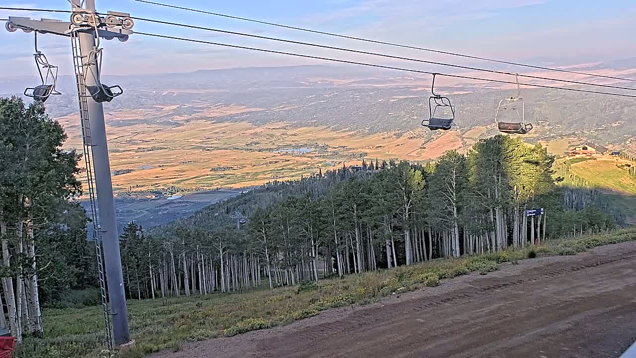 Steamboat Springs Buffalo Mountain Foothills from Four Points Lodge Live Cam - Steamboat Springs, Routt County, Colorado, USA