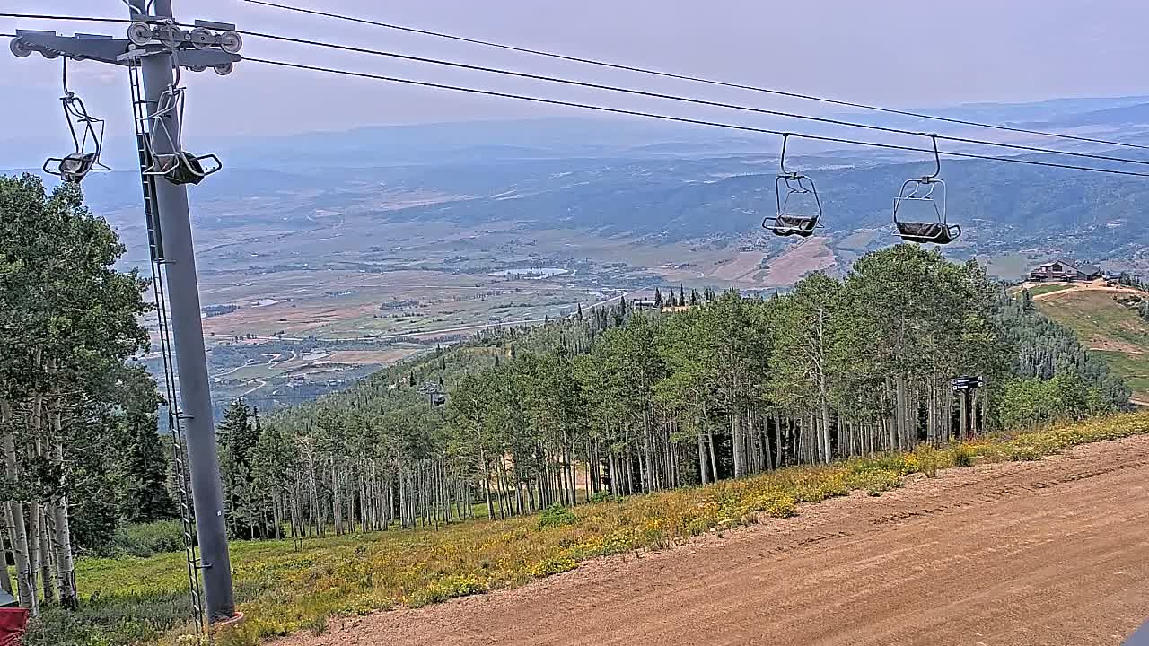 Steamboat Springs Buffalo Mountain Foothills from Four Points Lodge Live Cam - Steamboat Springs, Routt County, Colorado, USA