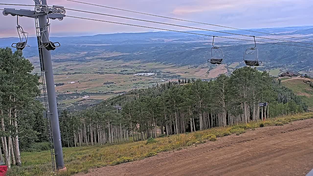 Steamboat Springs Buffalo Mountain Foothills from Four Points Lodge Live Cam - Steamboat Springs, Routt County, Colorado, USA