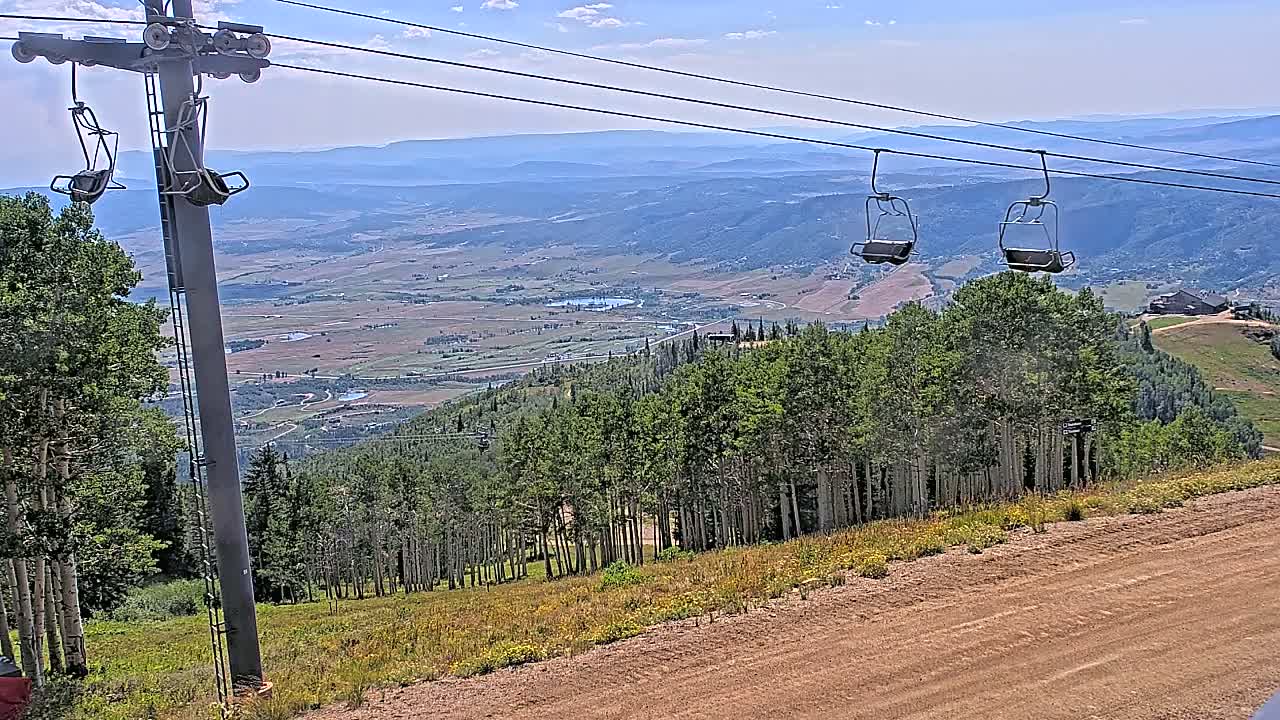 Steamboat Springs Buffalo Mountain Foothills from Four Points Lodge Live Cam - Steamboat Springs, Routt County, Colorado, USA