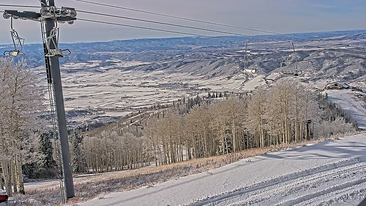 Steamboat Springs Buffalo Mountain Foothills from Four Points Lodge Live Cam - Steamboat Springs, Routt County, Colorado, USA