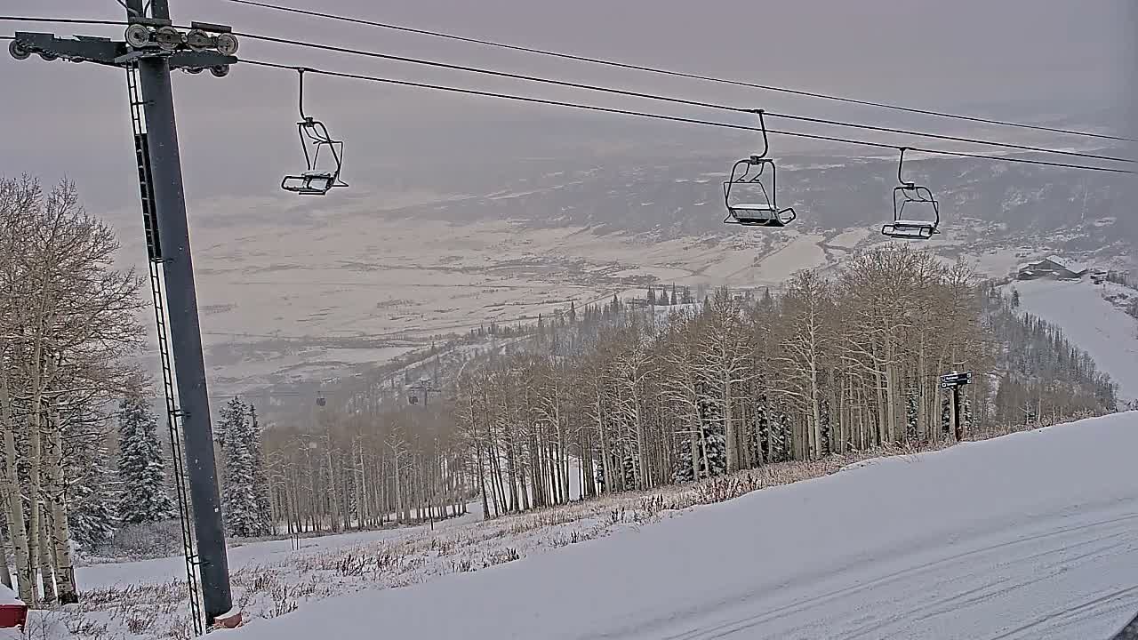 Steamboat Springs Buffalo Mountain Foothills from Four Points Lodge Live Cam - Steamboat Springs, Routt County, Colorado, USA