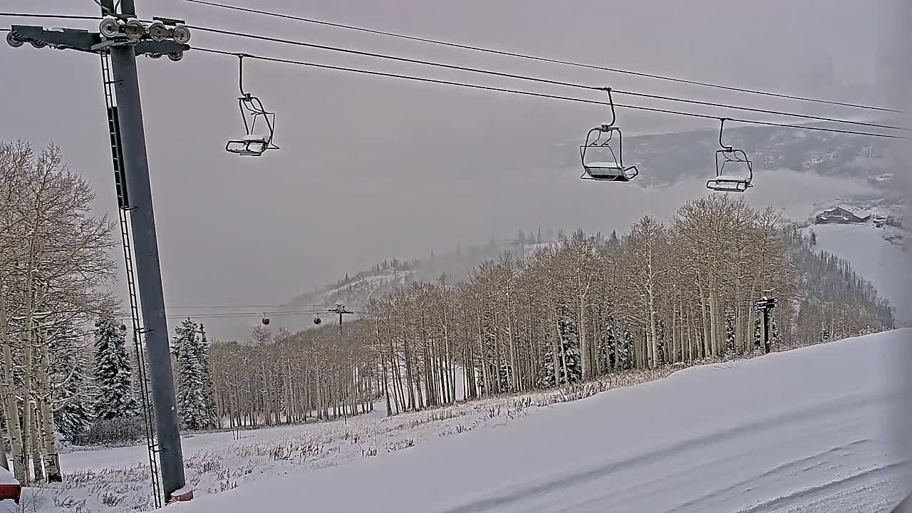 Steamboat Springs Buffalo Mountain Foothills from Four Points Lodge Live Cam - Steamboat Springs, Routt County, Colorado, USA