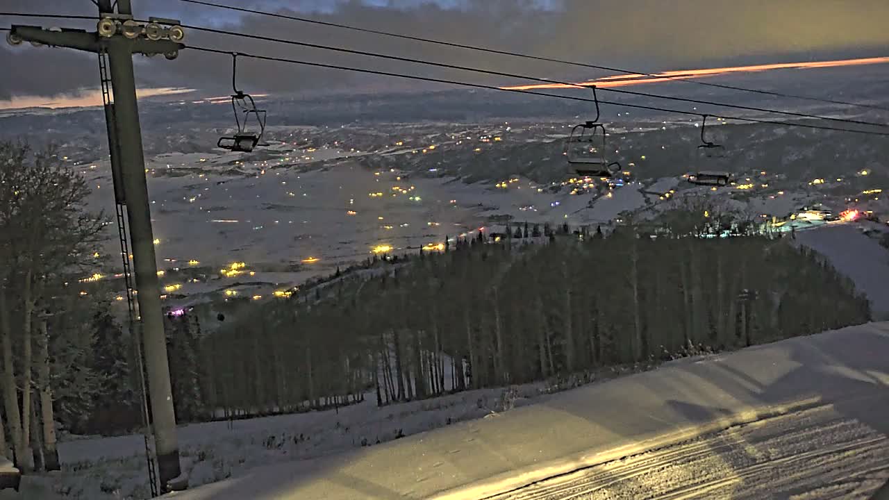 Steamboat Springs Buffalo Mountain Foothills from Four Points Lodge Live Cam - Steamboat Springs, Routt County, Colorado, USA