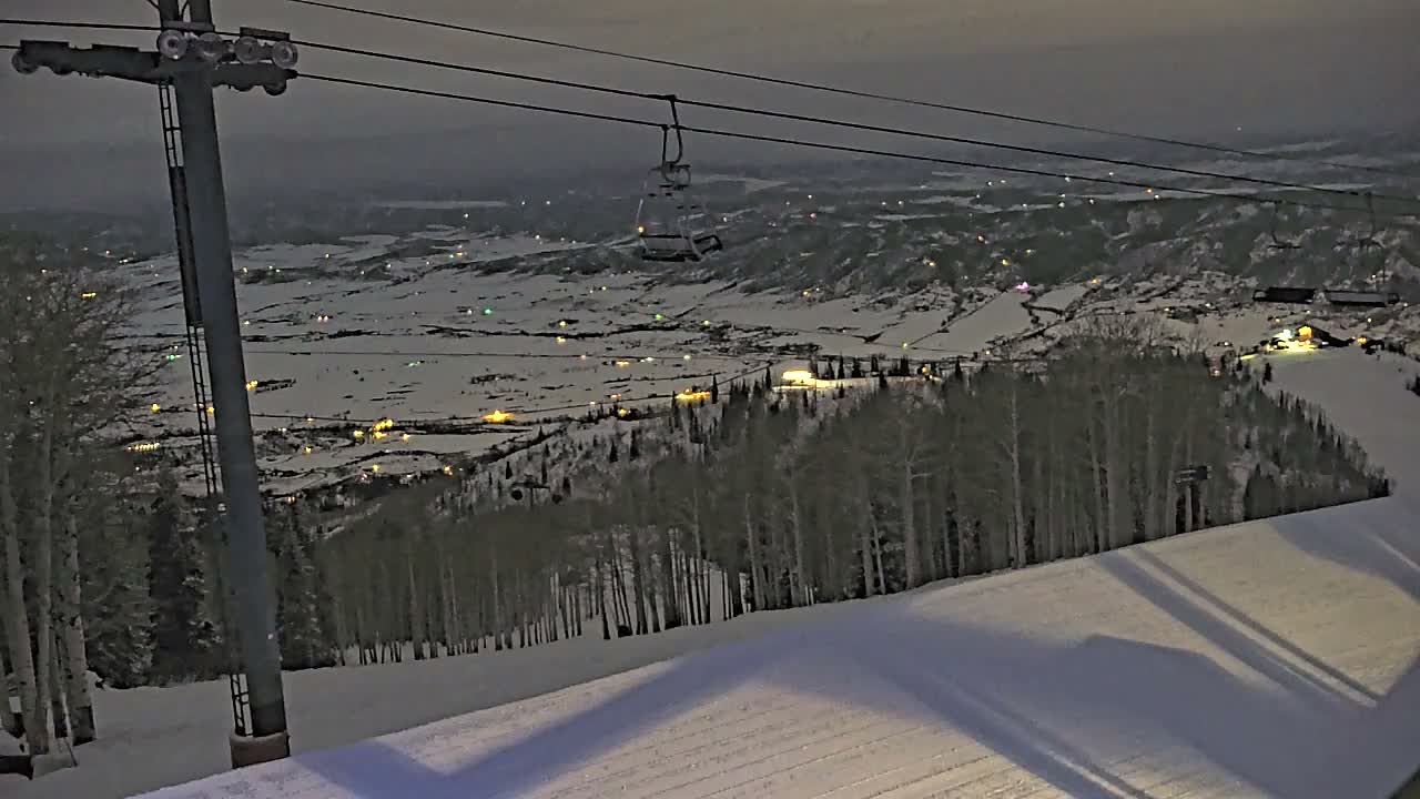 Steamboat Springs Buffalo Mountain Foothills from Four Points Lodge Live Cam - Steamboat Springs, Routt County, Colorado, USA