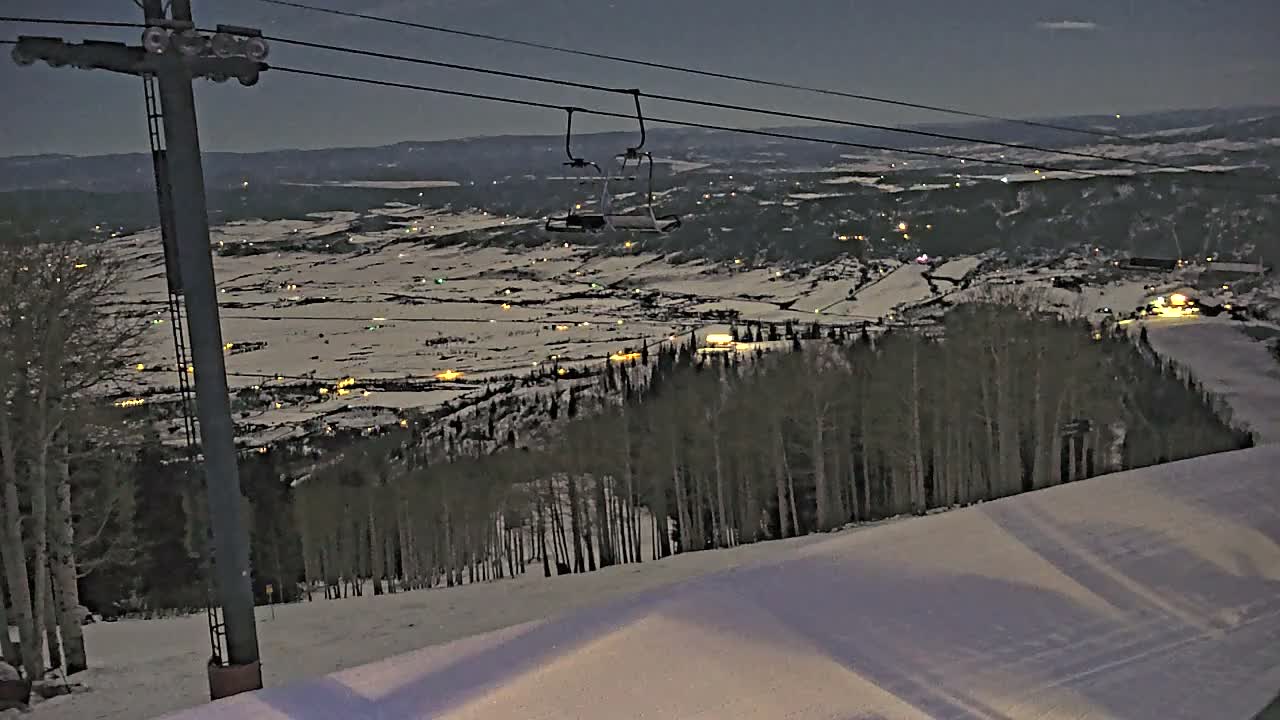 Steamboat Springs Buffalo Mountain Foothills from Four Points Lodge Live Cam - Steamboat Springs, Routt County, Colorado, USA