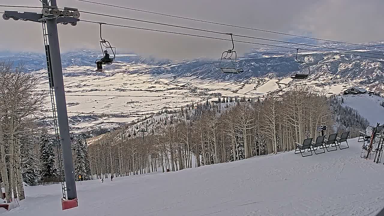 Steamboat Springs Buffalo Mountain Foothills from Four Points Lodge Live Cam - Steamboat Springs, Routt County, Colorado, USA