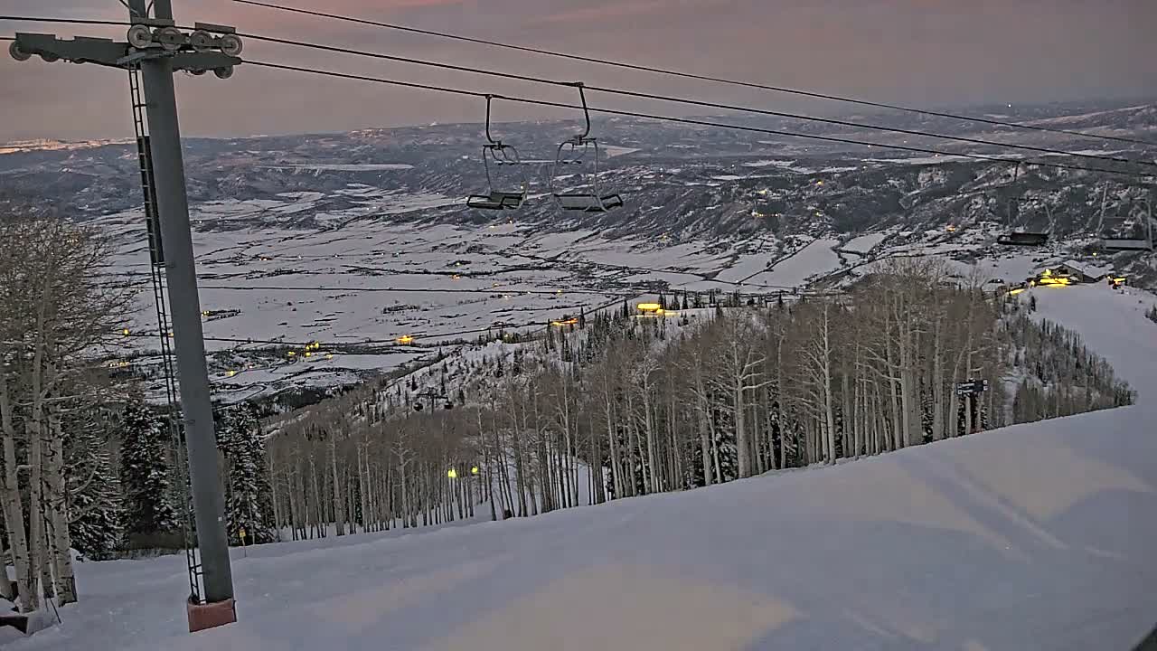 Steamboat Springs Buffalo Mountain Foothills from Four Points Lodge Live Cam - Steamboat Springs, Routt County, Colorado, USA