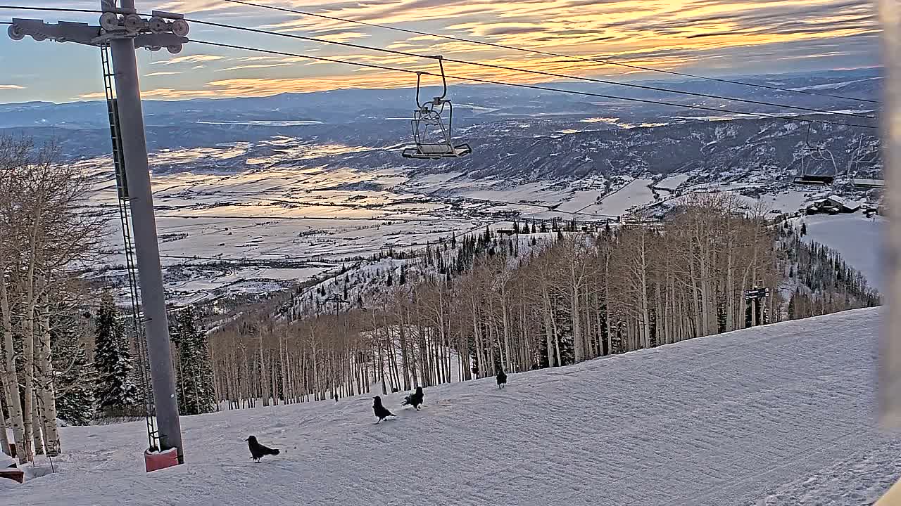 Steamboat Springs Buffalo Mountain Foothills from Four Points Lodge Live Cam - Steamboat Springs, Routt County, Colorado, USA