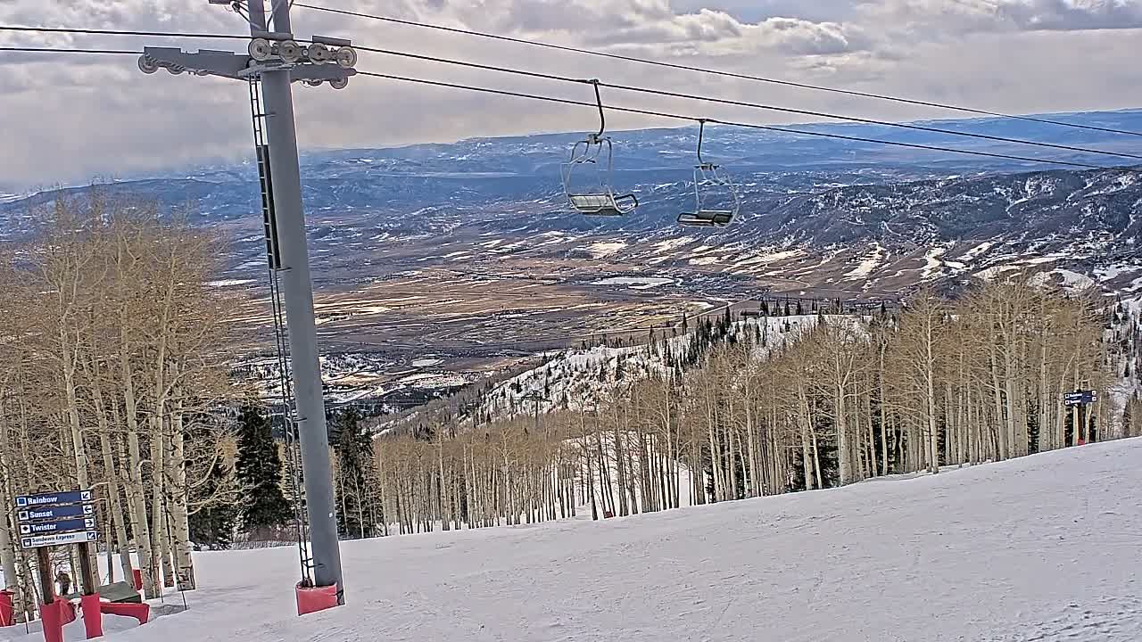 Steamboat Springs Buffalo Mountain Foothills from Four Points Lodge Live Cam - Steamboat Springs, Routt County, Colorado, USA