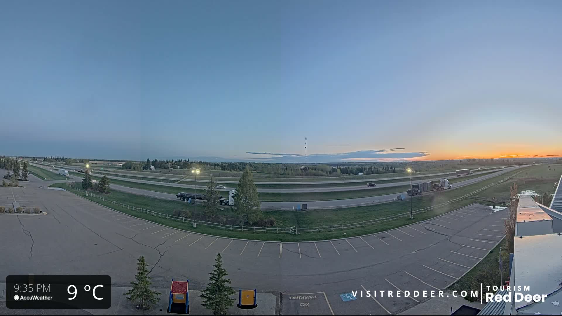 Red Deer Queen Elizabeth 2 Highway & Red Deer Plain Skyline Live Cam - City Of Red Deer, Red Deer County, Alberta, Canada