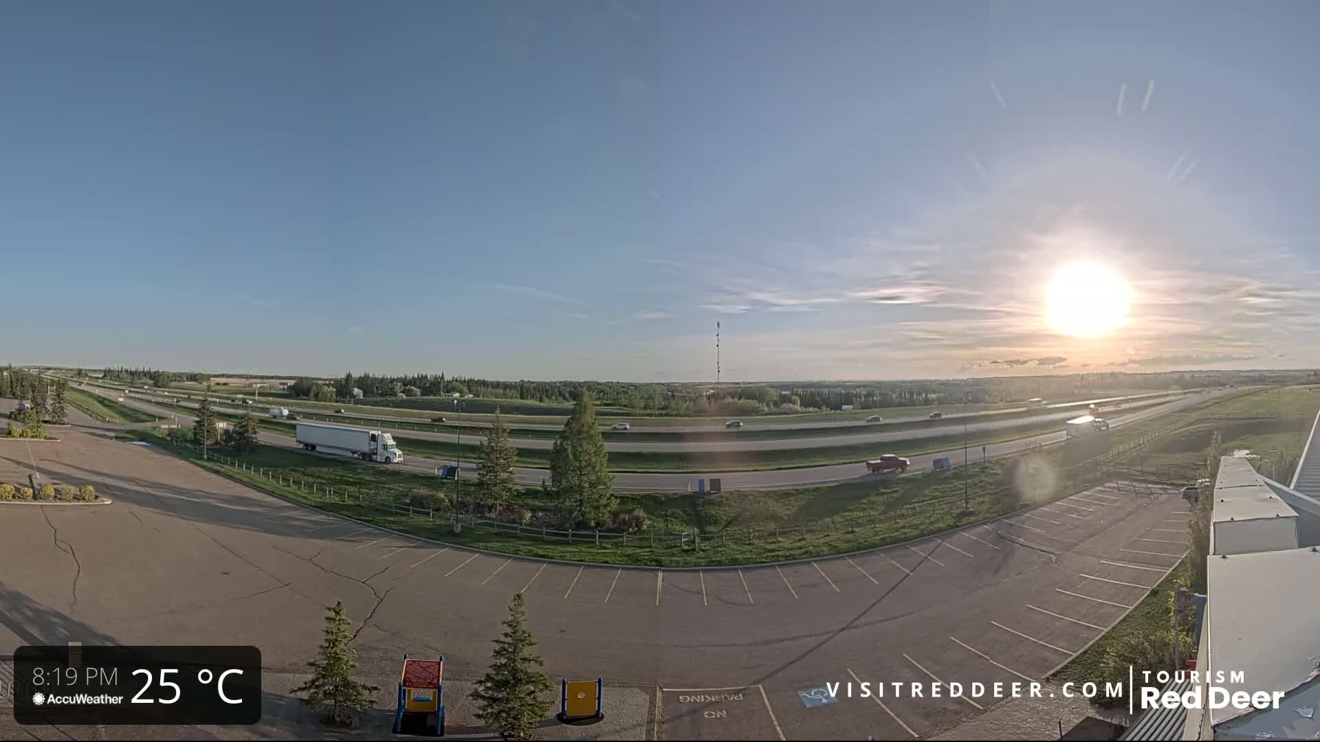 Red Deer Queen Elizabeth 2 Highway & Red Deer Plain Skyline Live Cam - City Of Red Deer, Red Deer County, Alberta, Canada