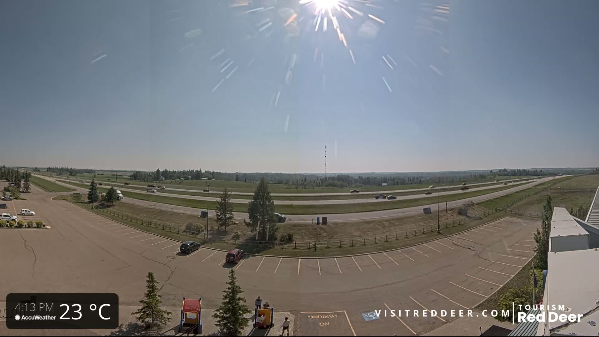 Red Deer Queen Elizabeth 2 Highway & Red Deer Plain Skyline Live Cam - City Of Red Deer, Red Deer County, Alberta, Canada