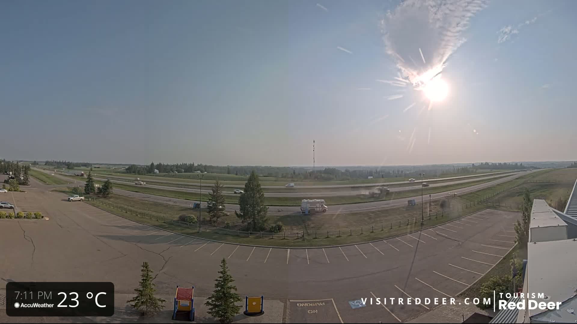  Red Deer Queen Elizabeth 2 Highway & Red Deer Plain Skyline Live Cam - City Of Red Deer, Red Deer County, Alberta, Canada