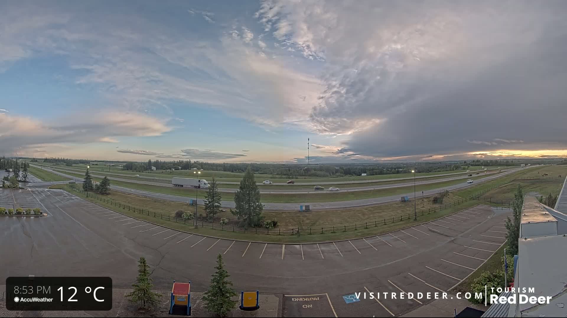  Red Deer Queen Elizabeth 2 Highway & Red Deer Plain Skyline Live Cam - City Of Red Deer, Red Deer County, Alberta, Canada