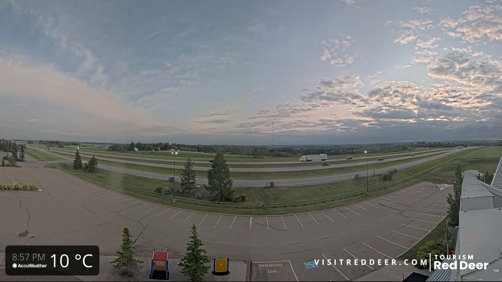Red Deer Queen Elizabeth 2 Highway & Red Deer Plain Skyline Live Cam - City Of Red Deer, Red Deer County, Alberta, Canada