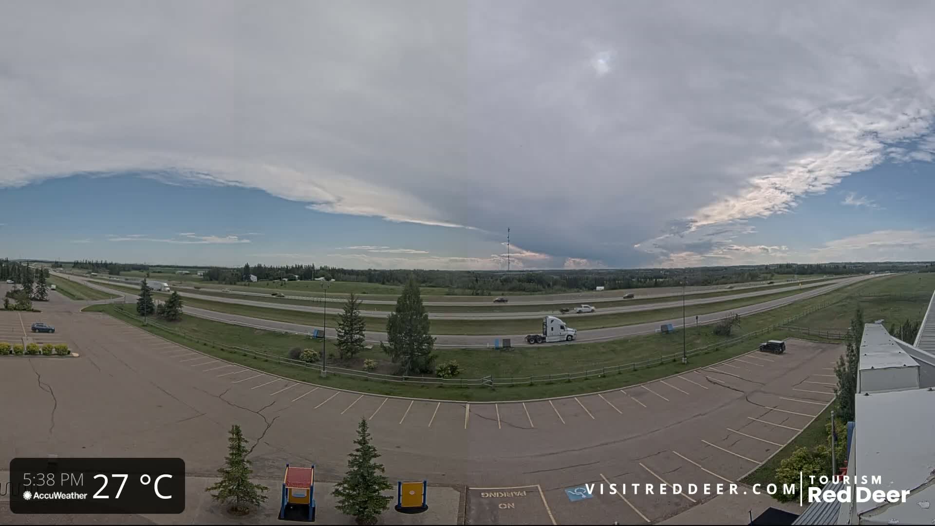 Red Deer Queen Elizabeth 2 Highway & Red Deer Plain Skyline Live Cam - City Of Red Deer, Red Deer County, Alberta, Canada