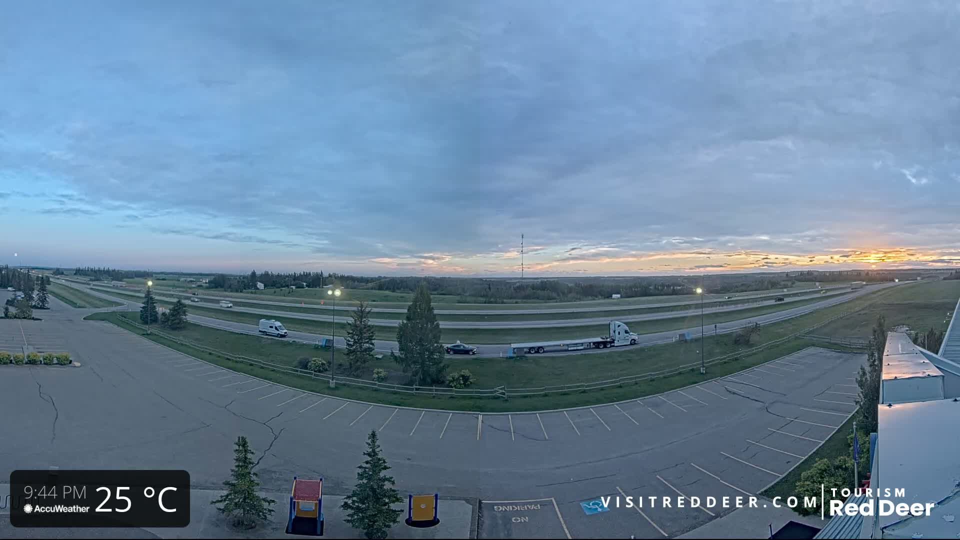 Red Deer Queen Elizabeth 2 Highway & Red Deer Plain Skyline Live Cam - City Of Red Deer, Red Deer County, Alberta, Canada