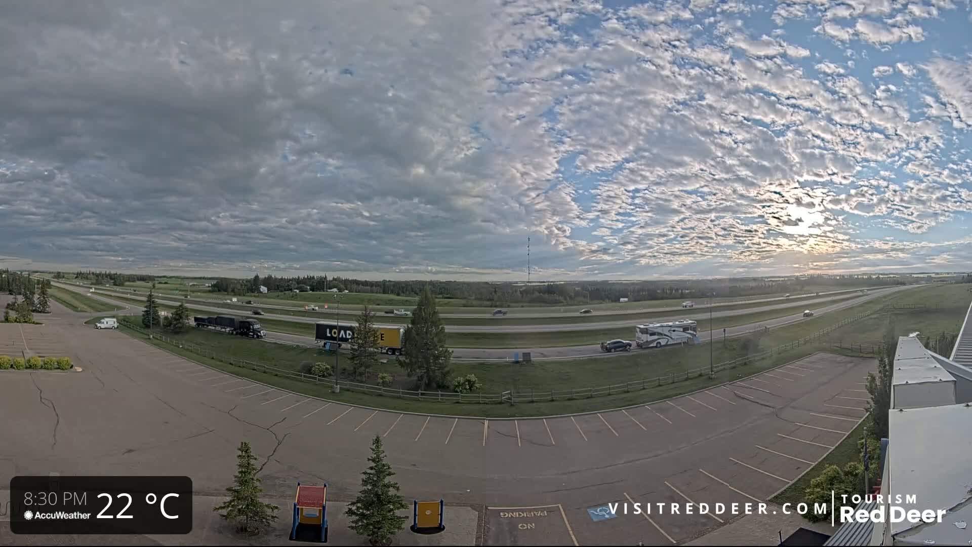  Red Deer Queen Elizabeth 2 Highway & Red Deer Plain Skyline Live Cam - City Of Red Deer, Red Deer County, Alberta, Canada