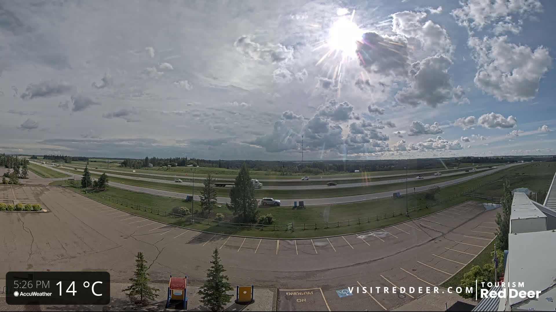  Red Deer Queen Elizabeth 2 Highway & Red Deer Plain Skyline Live Cam - City Of Red Deer, Red Deer County, Alberta, Canada