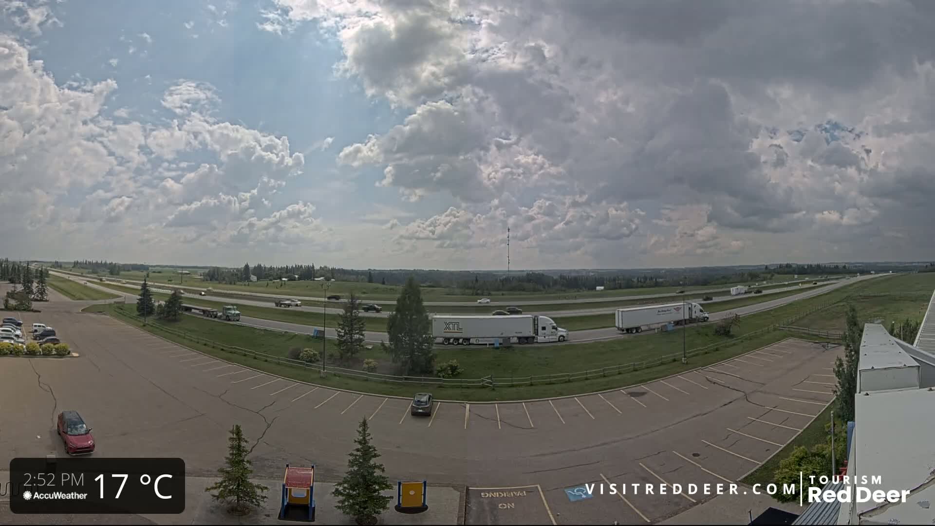 Red Deer Queen Elizabeth 2 Highway & Red Deer Plain Skyline Live Cam - City Of Red Deer, Red Deer County, Alberta, Canada