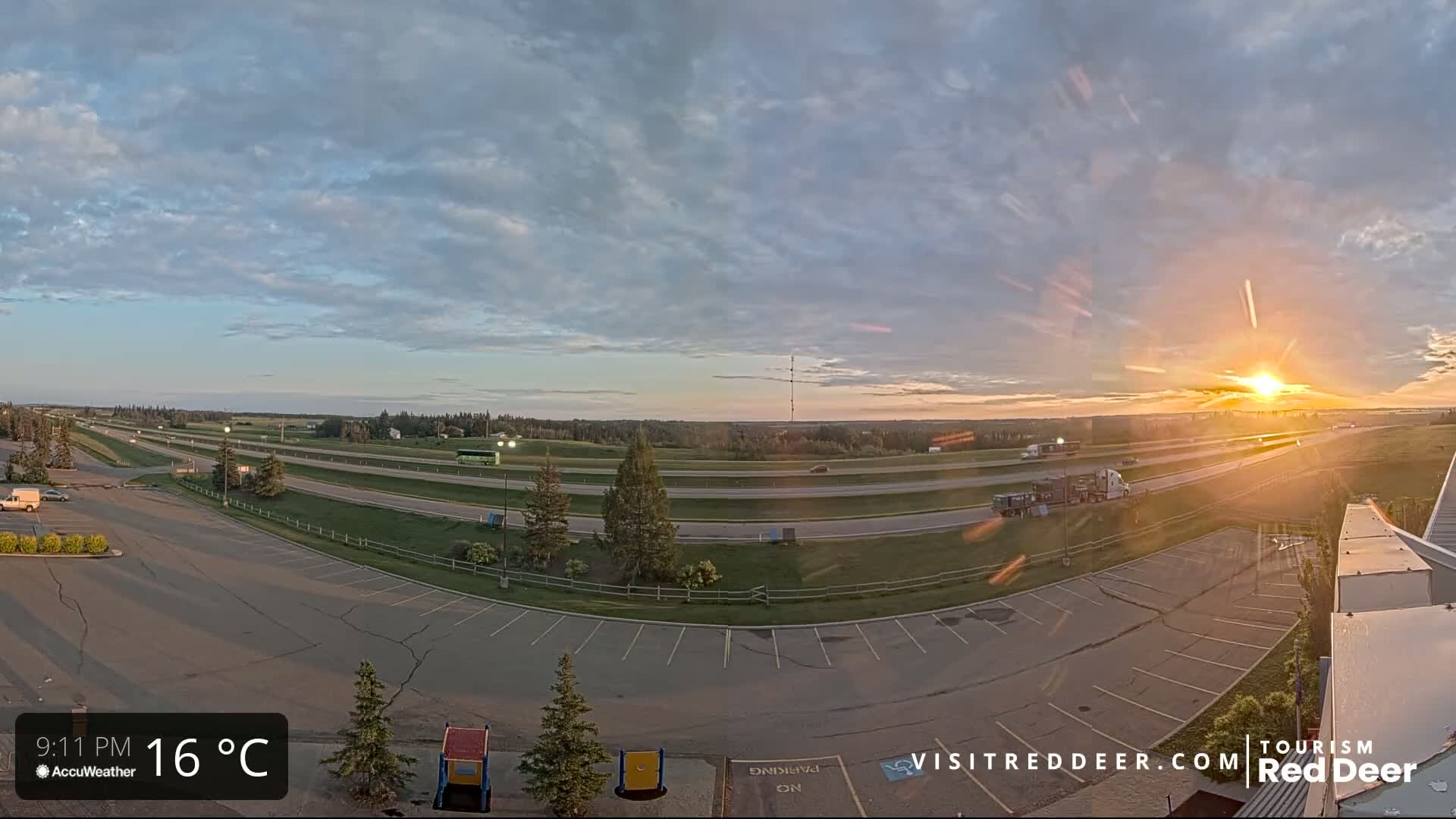 Red Deer Queen Elizabeth 2 Highway & Red Deer Plain Skyline Live Cam - City Of Red Deer, Red Deer County, Alberta, Canada