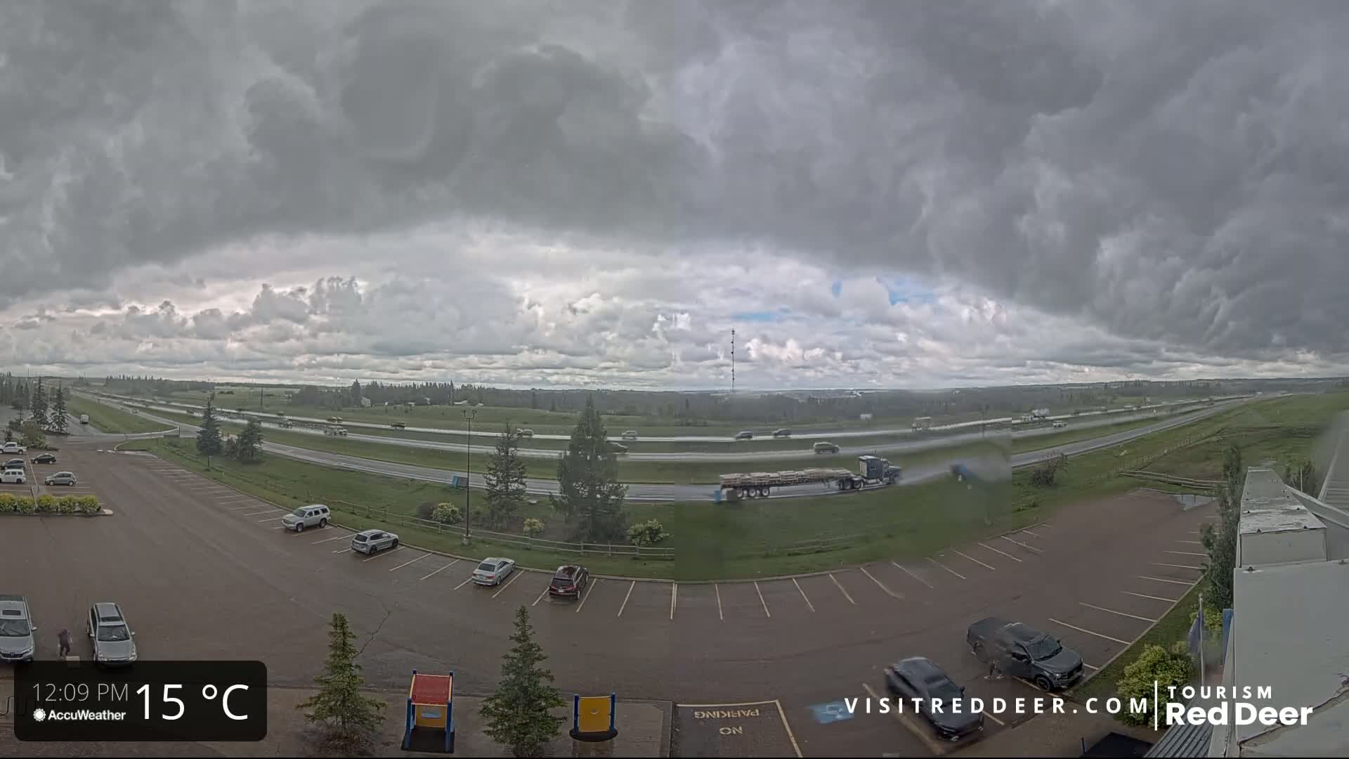Red Deer Queen Elizabeth 2 Highway & Red Deer Plain Skyline Live Cam - City Of Red Deer, Red Deer County, Alberta, Canada