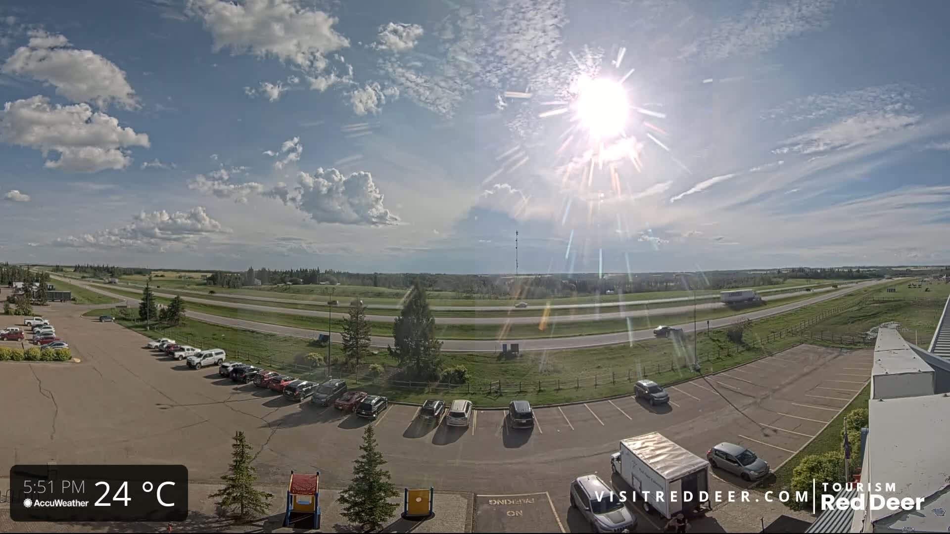 Red Deer Queen Elizabeth 2 Highway & Red Deer Plain Skyline Live Cam - City Of Red Deer, Red Deer County, Alberta, Canada