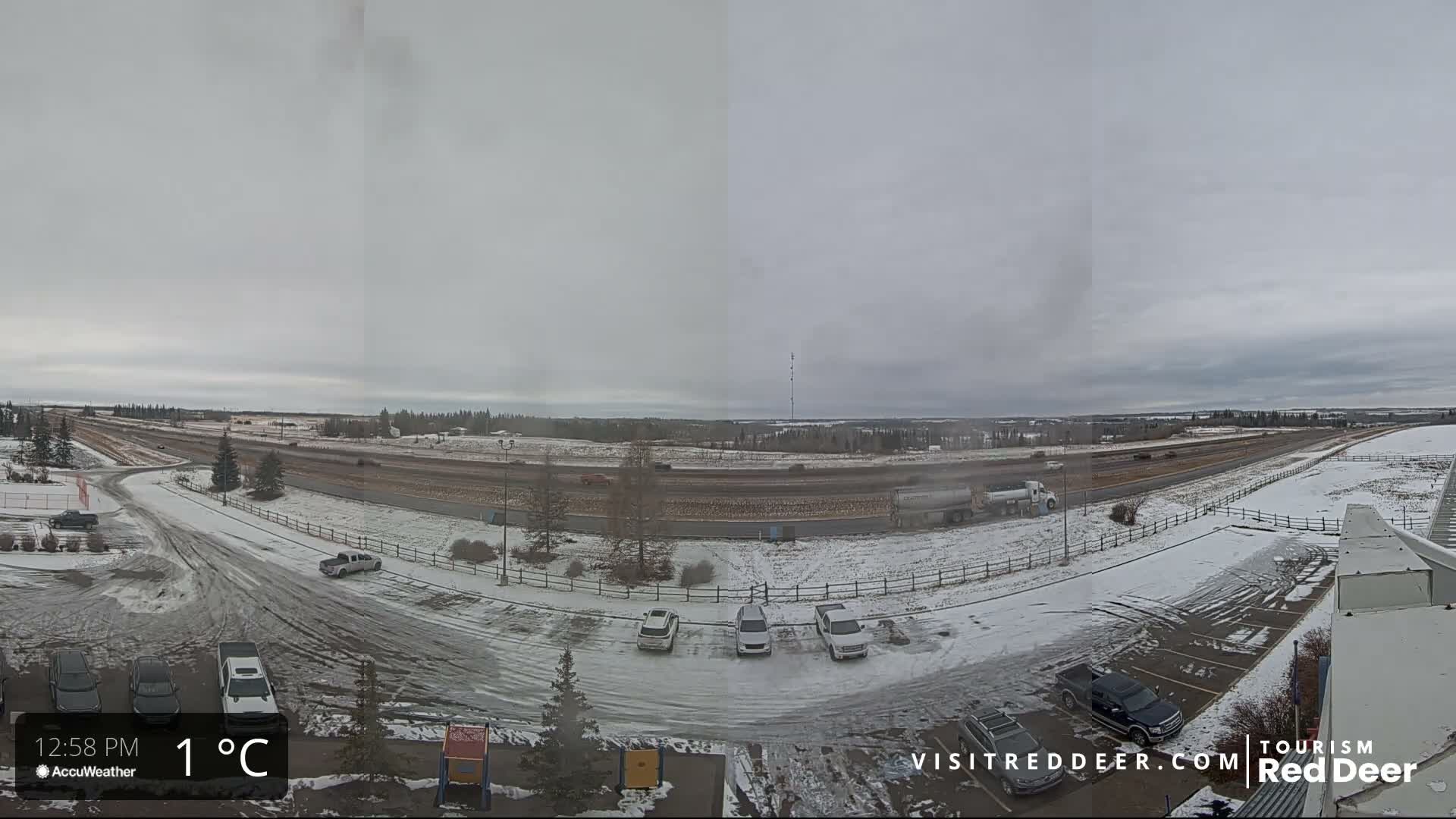 Red Deer Queen Elizabeth 2 Highway & Red Deer Plain Skyline Live Cam - City Of Red Deer, Red Deer County, Alberta, Canada